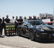 Porsche побил рекорд Нюрбургринга для дорожных машин