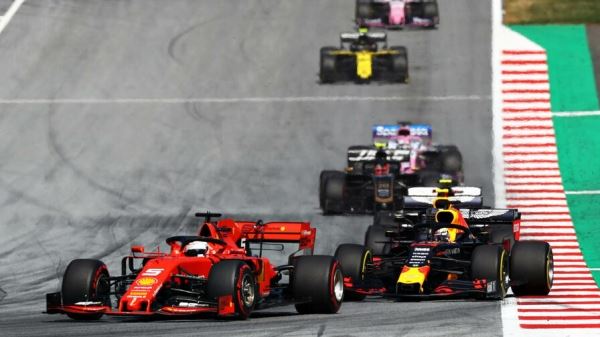 Red Bull Racing могла стать клиентской командой Ferrari