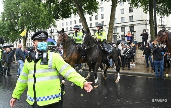 В Лондоне протестовали коронаскептики